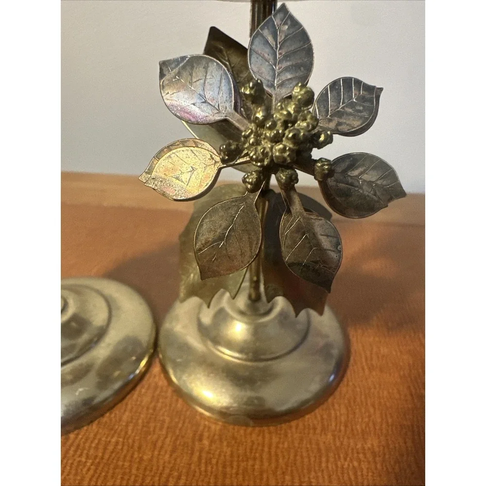 Set Of 2 Vintage Brass‎ Floral Leaf Candle Stick Holders 5